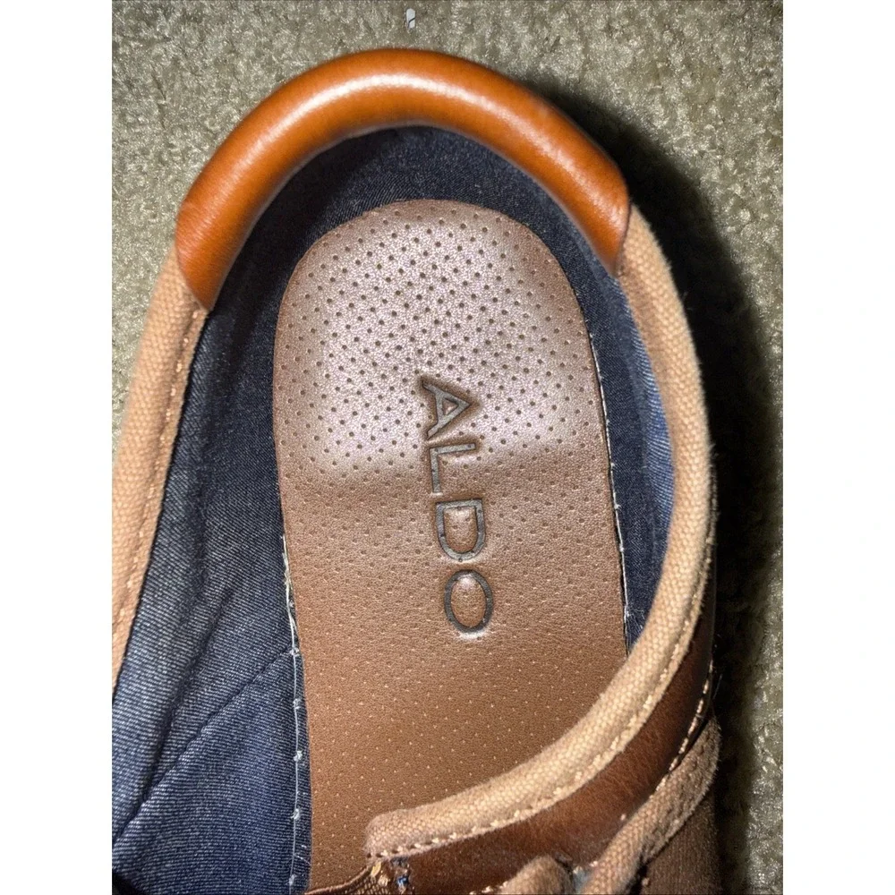 Aldo Mens Low Top Lace Up Casual in brown cognac size 8